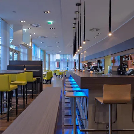 بارك إن باي راديسون لينز 4*